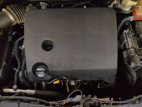 Used 2020 Chevrolet Traverse Premier FWD image 30