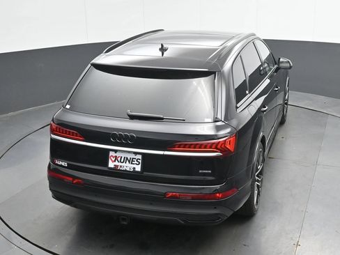 Used 2021 Audi Q7 3.0T Prestige w/ Prestige Package AWD/4WD image 31