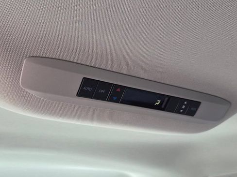 Certified 2026 Toyota Sienna LE AWD/4WD image 17