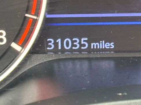 Used 2025 Nissan Altima 2.5 SV FWD image 29
