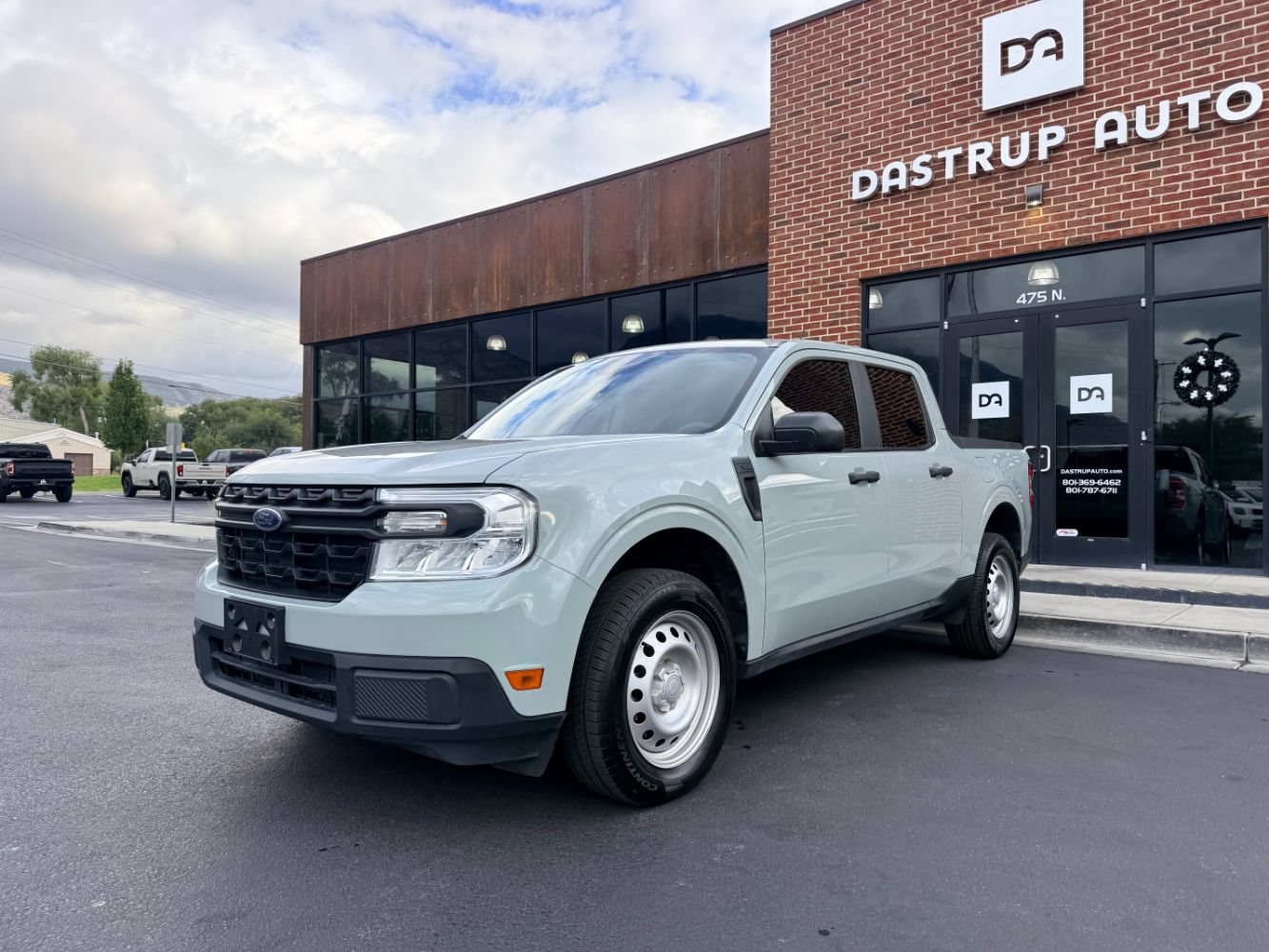 Used 2024 Ford Maverick XL FWD image 3