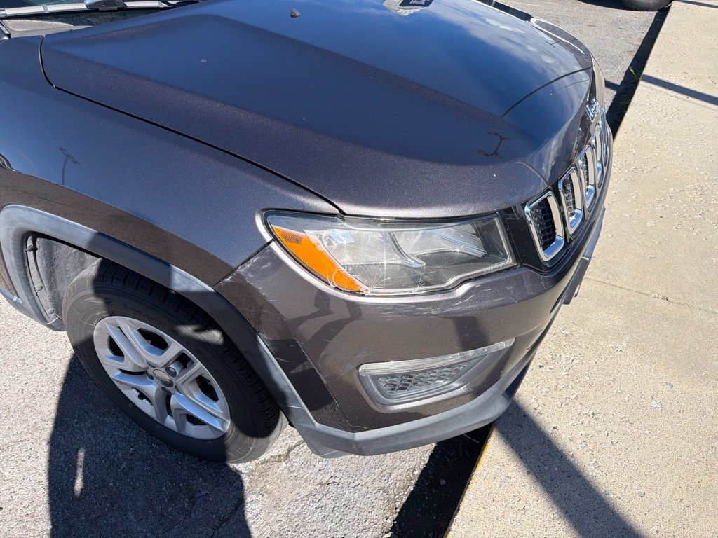 Used 2018 Jeep Compass Sport FWD image 7