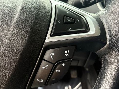 Used 2023 Ford Edge SEL image 14