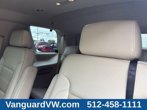 Used 2017 GMC Yukon Denali w/ Open Road Package RWD image 31