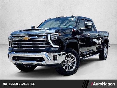 Used 2025 Chevrolet Silverado 3500 LTZ w/ LTZ Plus Package AWD/4WD image 1