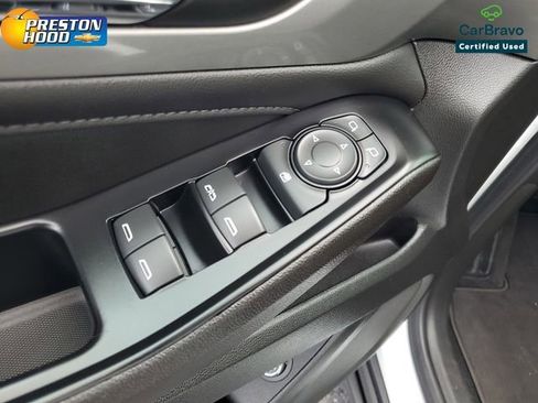 Used 2024 Chevrolet Traverse LT FWD image 23