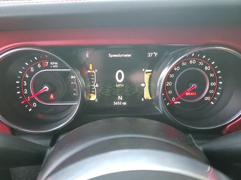 Used 2022 Jeep Wrangler Rubicon image 16