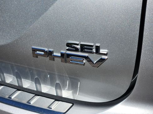 New 2025 Mitsubishi Outlander SEL image 8