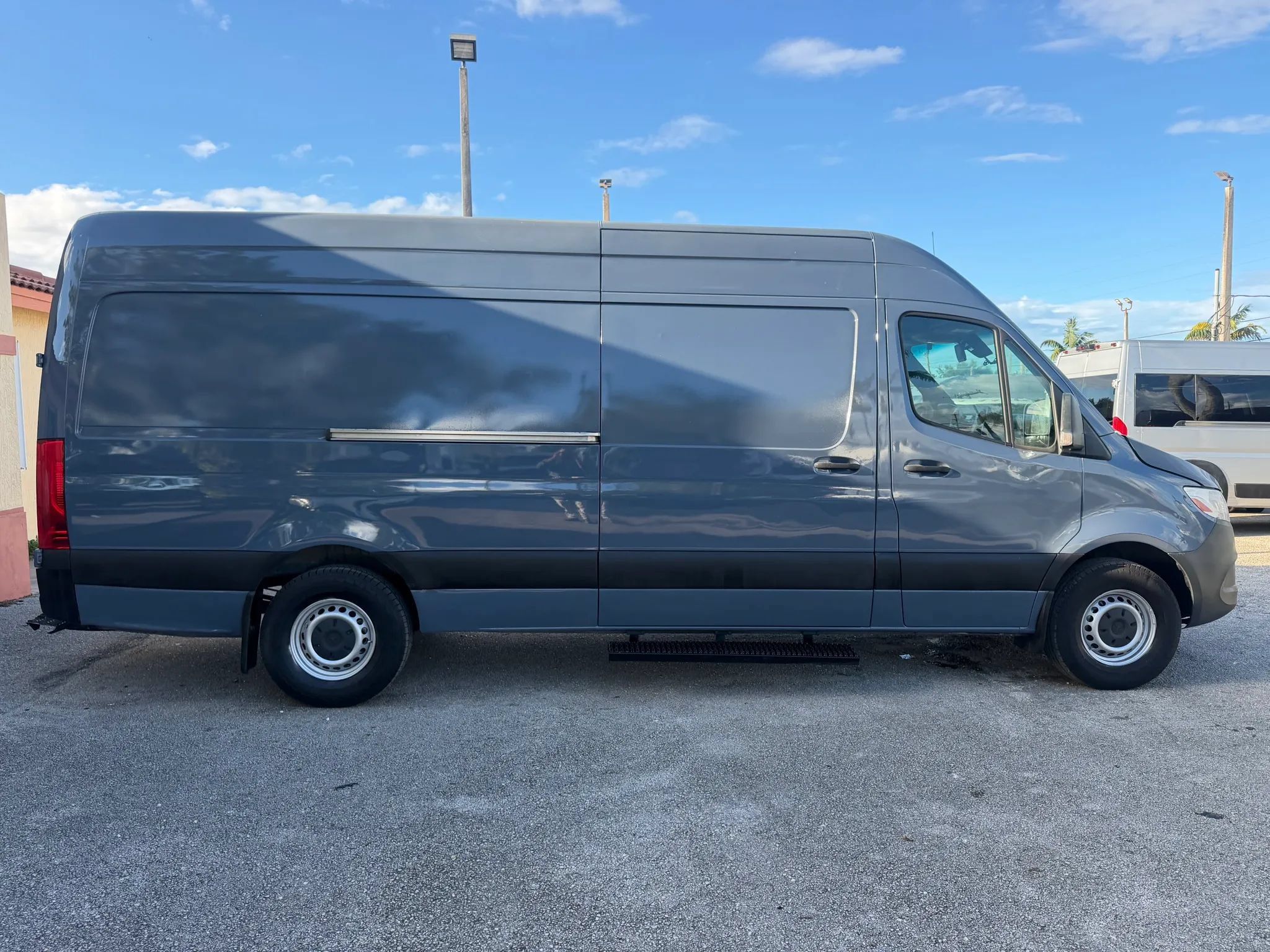 Used 2019 Mercedes-Benz Sprinter 170 image 7