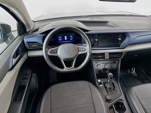 Used 2022 Volkswagen Taos SE image 29