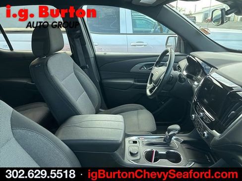Used 2023 Chevrolet Traverse LT w/ LPO, Floor Liner Package image 7