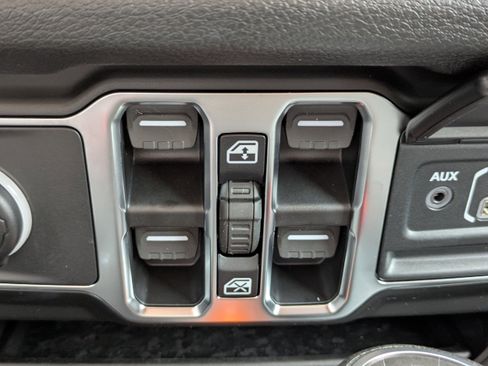 New 2026 Jeep Wrangler Unlimited Sport AWD/4WD image 25