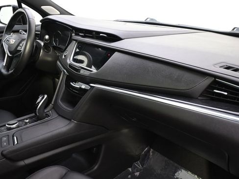 Used 2021 Cadillac XT5 Premium Luxury AWD/4WD image 15