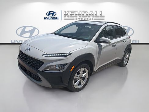 Used 2023 Hyundai Kona SEL w/ Convenience Package AWD/4WD image 3