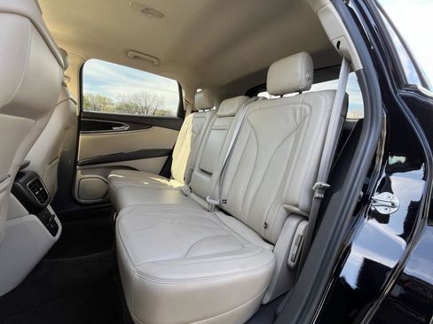 Used 2017 Lincoln MKX Select w/ Select Plus Package image 18