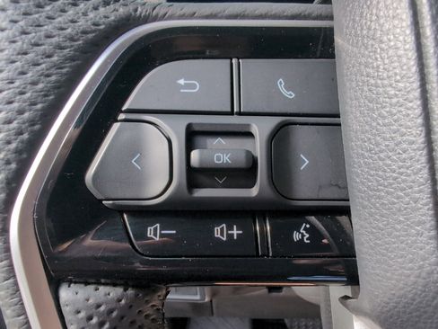 Certified 2025 Toyota Sequoia Capstone AWD/4WD image 19