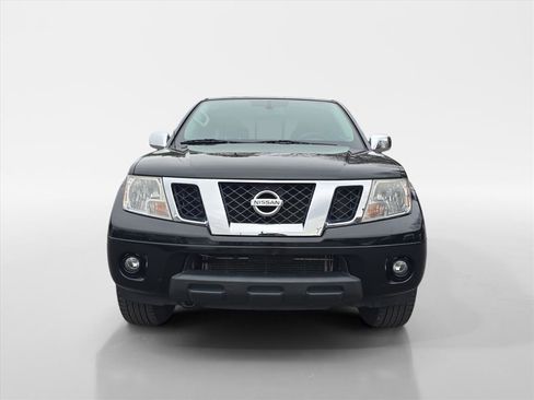 Used 2019 Nissan Frontier SV w/ Value Truck Package image 8
