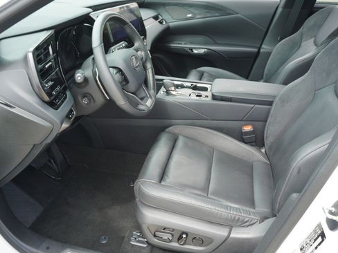 Certified 2024 Lexus RX 350 FWD w/ Convenience Package image 13