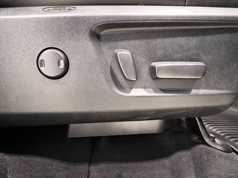 Used 2021 Toyota Tundra Platinum image 21