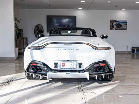 Used 2023 Aston Martin V8 Vantage image 9