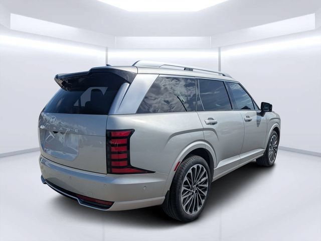 Used 2026 Hyundai Palisade Calligraphy FWD image 3