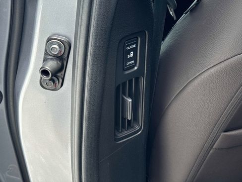 Used 2023 Honda Odyssey Touring image 15