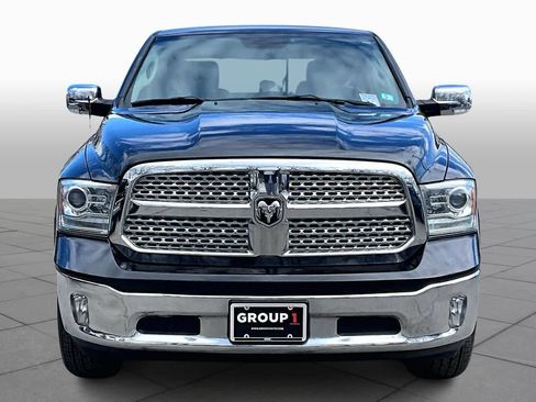 Used 2017 RAM 1500 Laramie w/ Convenience Group AWD/4WD image 4