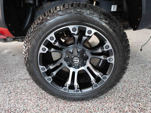 Used 2021 Toyota Tacoma TRD Off-Road image 28