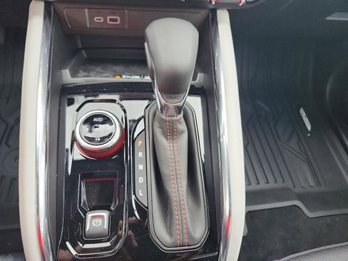 New 2025 GMC Canyon AT4 w/ AT4X Package image 16