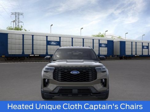 Used 2026 Ford Explorer ST-Line w/ ST-Line Street Pack AWD/4WD image 8