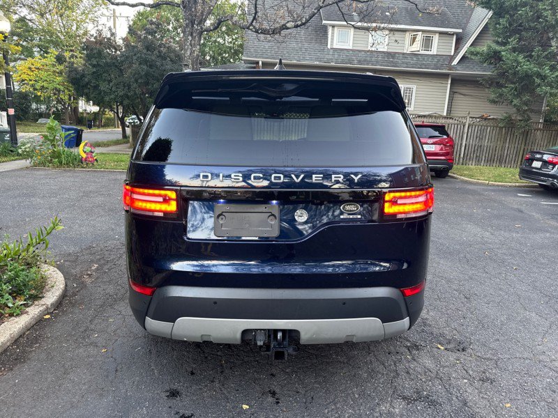 Used 2020 Land Rover Discovery HSE AWD/4WD image 10