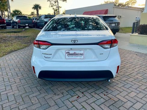 Used 2024 Toyota Corolla LE image 4