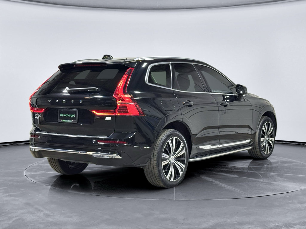Used 2023 Volvo XC60 T8 Plus w/ Protection Package Premier AWD/4WD image 3
