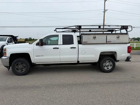 Used 2019 Chevrolet Silverado 2500 W/T w/ WT Convenience Package RWD image 1