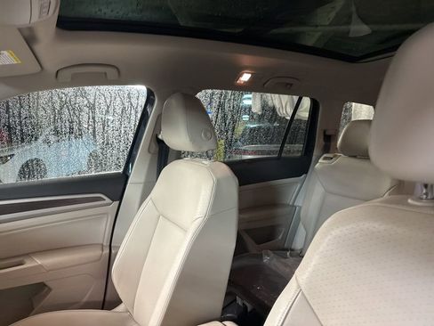 Used 2019 Volkswagen Atlas SEL R-Line image 14