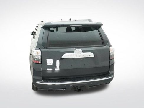 Used 2024 Toyota 4Runner Limited AWD/4WD image 8