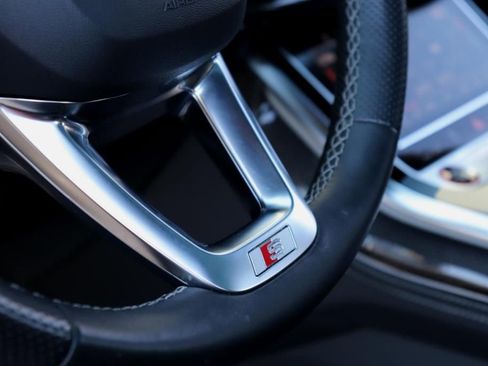 Used 2023 Audi SQ8 Prestige image 49