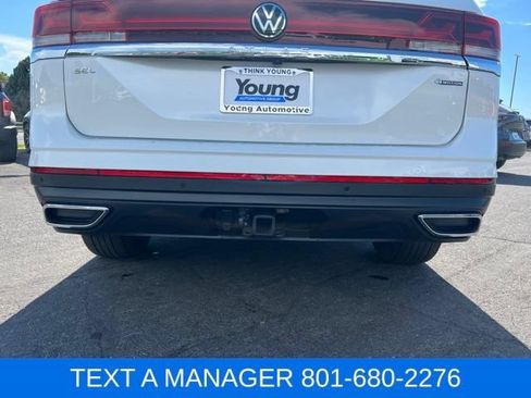 Used 2025 Volkswagen Atlas SEL AWD/4WD image 6