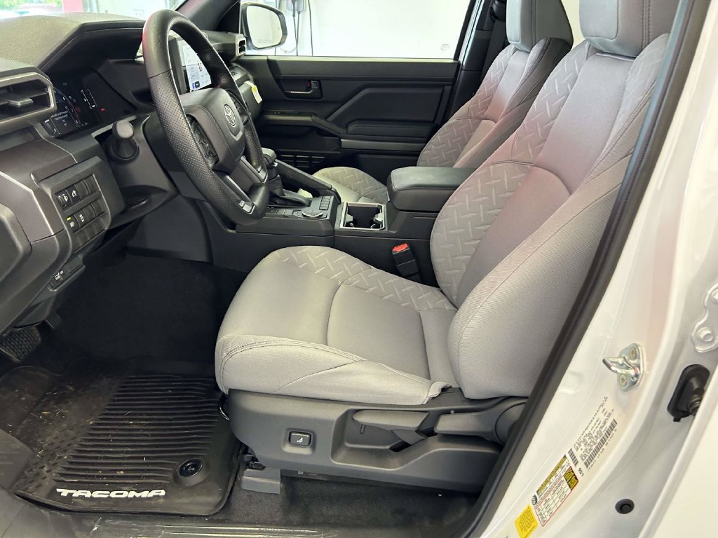Used 2026 Toyota Tacoma SR5 RWD image 15