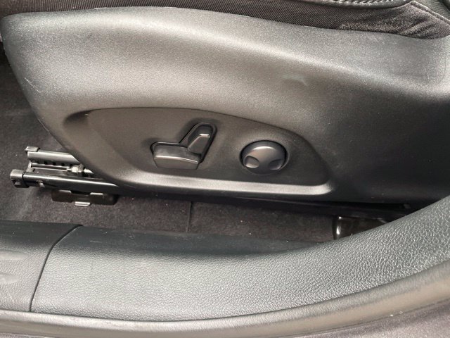 Used 2023 Jeep Compass Latitude AWD/4WD image 40