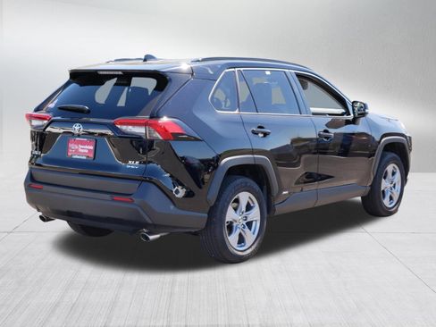 Certified 2025 Toyota RAV4 XLE w/ Convenience Package AWD/4WD image 7