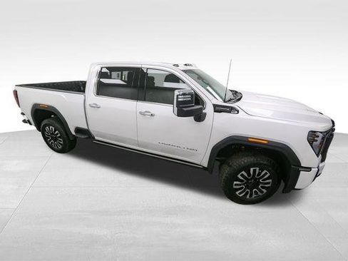 Used 2024 GMC Sierra 2500 Denali Ultimate image 5