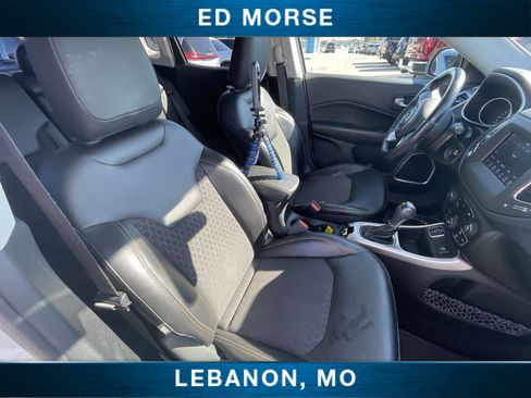 Used 2018 Jeep Compass Latitude w/ Popular Equipment Group FWD image 25