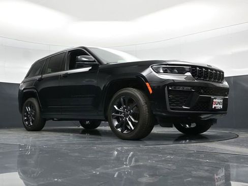 New 2026 Jeep Grand Cherokee Limited AWD/4WD image 57