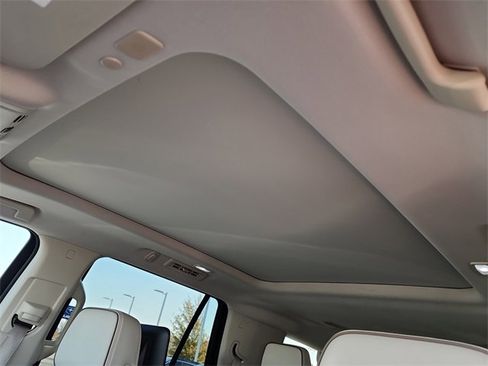 Used 2022 GMC Yukon Denali w/ Denali Ultimate Package image 30