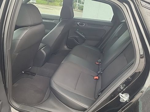 Used 2023 Honda Civic Sport image 18