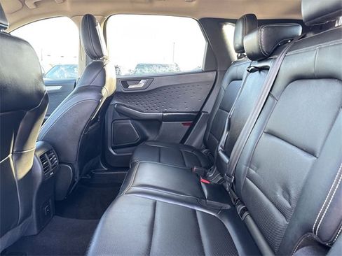 Used 2020 Ford Escape SEL image 9