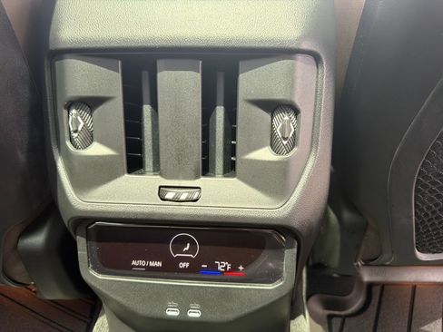 Used 2025 BMW X3 xDrive30i w/ Premium Package AWD/4WD image 46