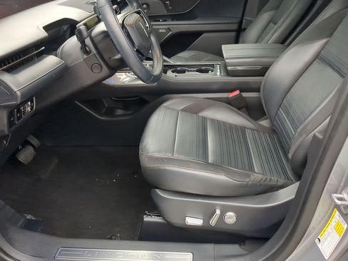 Used 2024 Lincoln Nautilus Reserve w/ Equipment Group 202A image 11