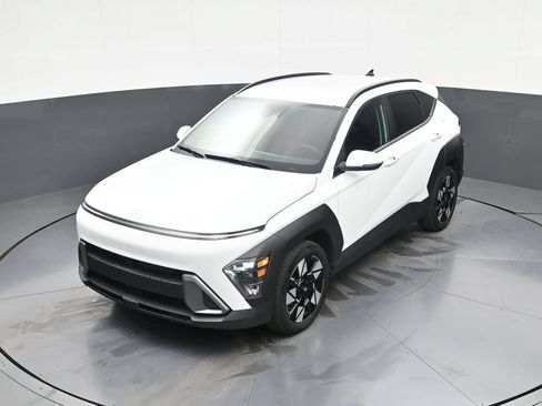 Used 2025 Hyundai Kona SEL FWD image 26